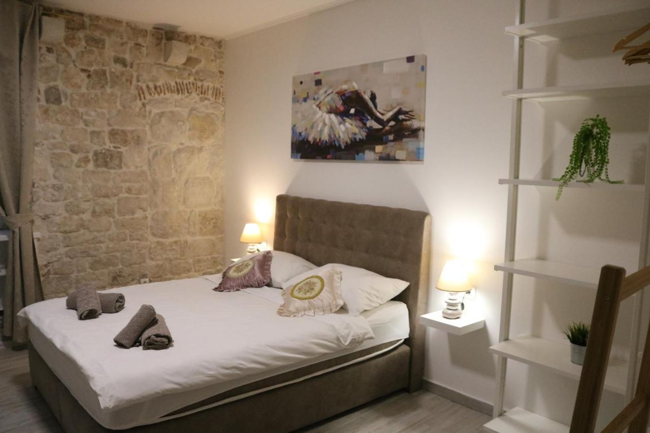 Studios Kadena Trogir Exterior foto