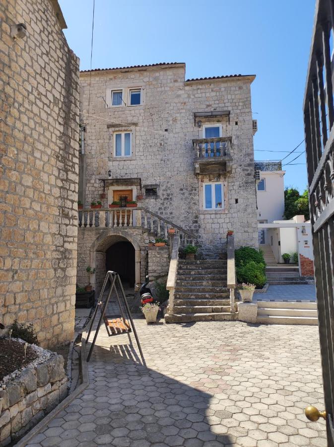 Studios Kadena Trogir Exterior foto