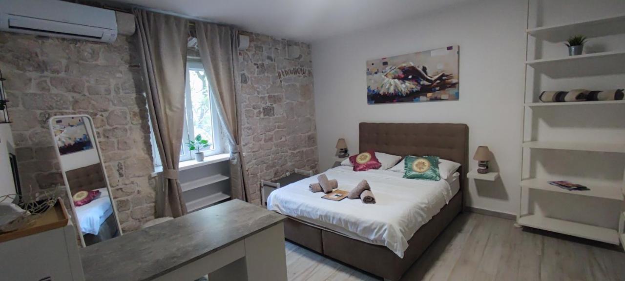 Studios Kadena Trogir Exterior foto
