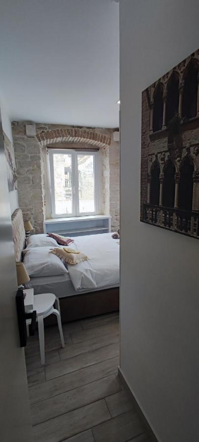 Studios Kadena Trogir Exterior foto