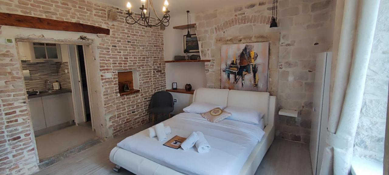 Studios Kadena Trogir Exterior foto