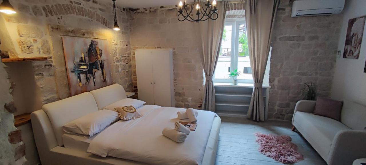Studios Kadena Trogir Exterior foto
