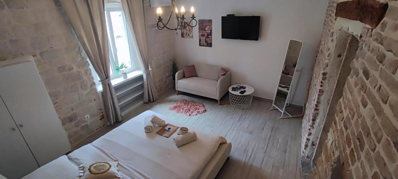 Studios Kadena Trogir Exterior foto