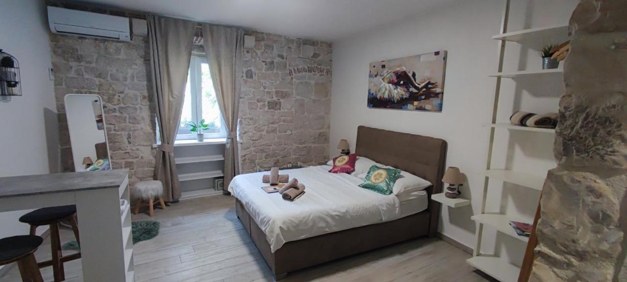 Studios Kadena Trogir Exterior foto