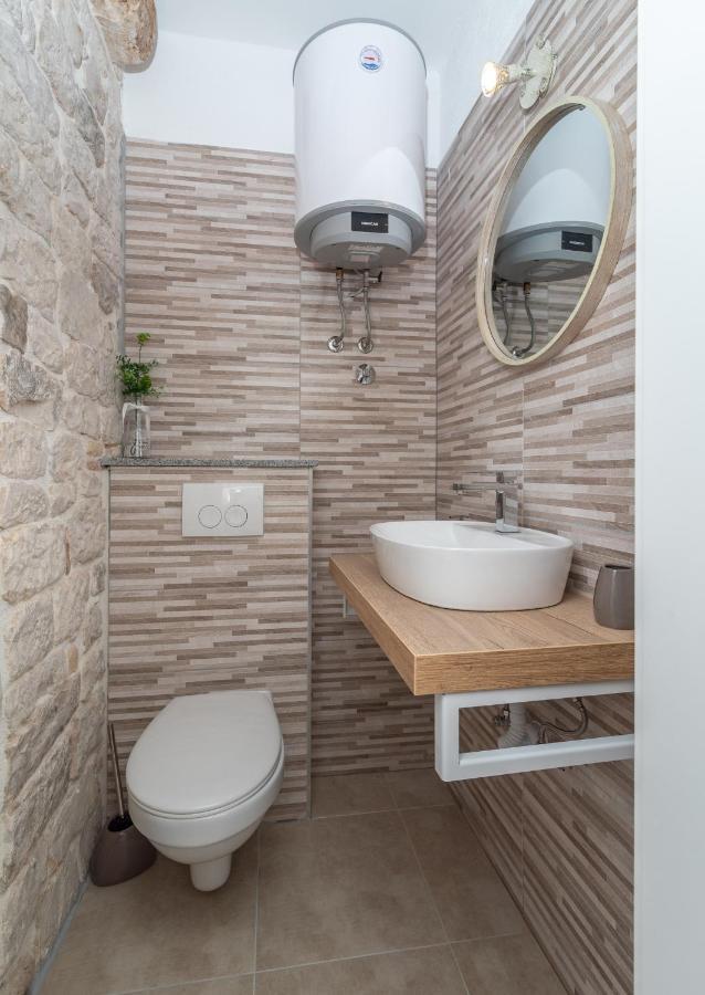 Studios Kadena Trogir Exterior foto