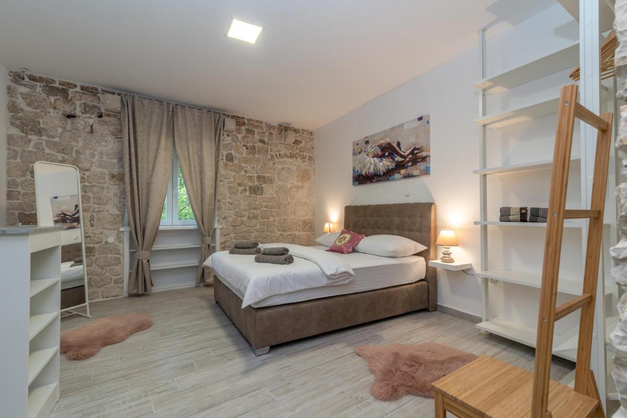 Studios Kadena Trogir Exterior foto