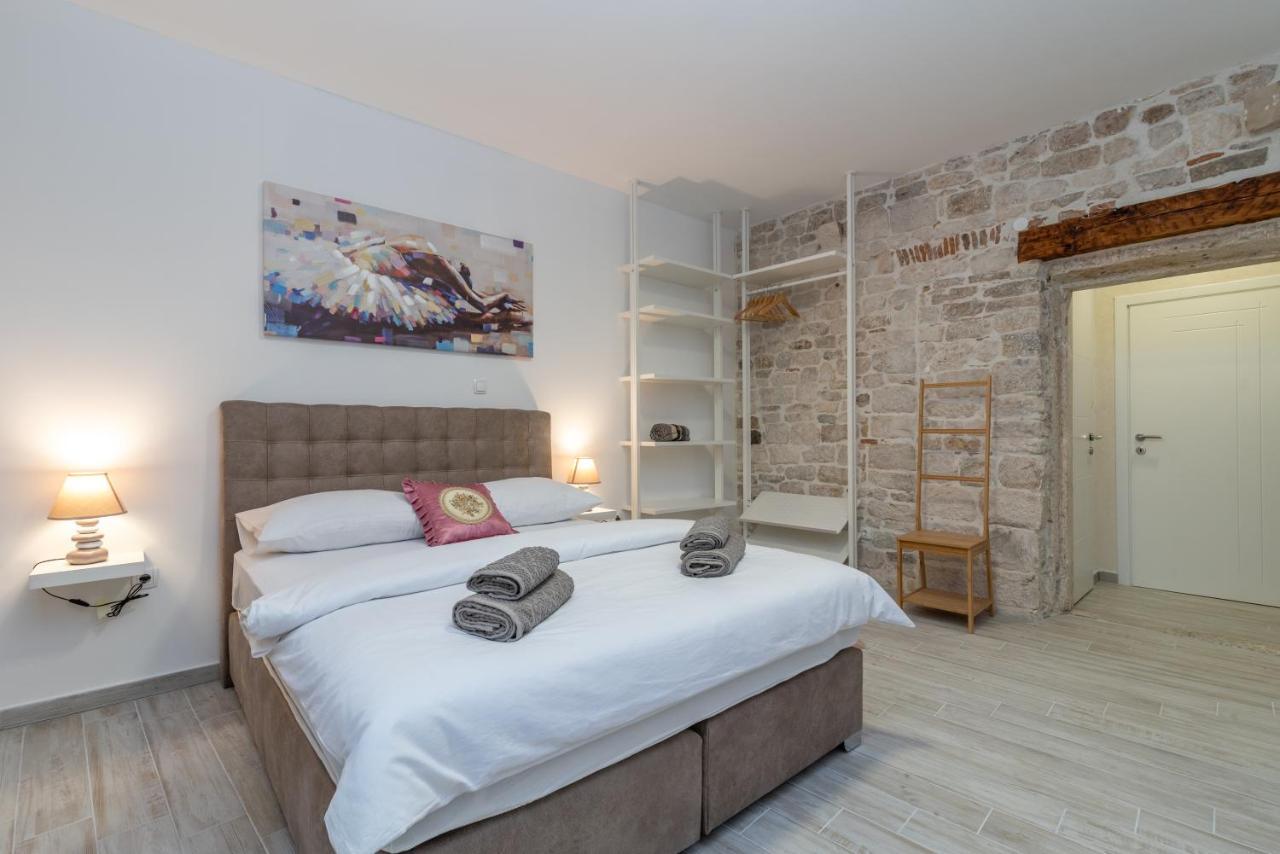 Studios Kadena Trogir Exterior foto