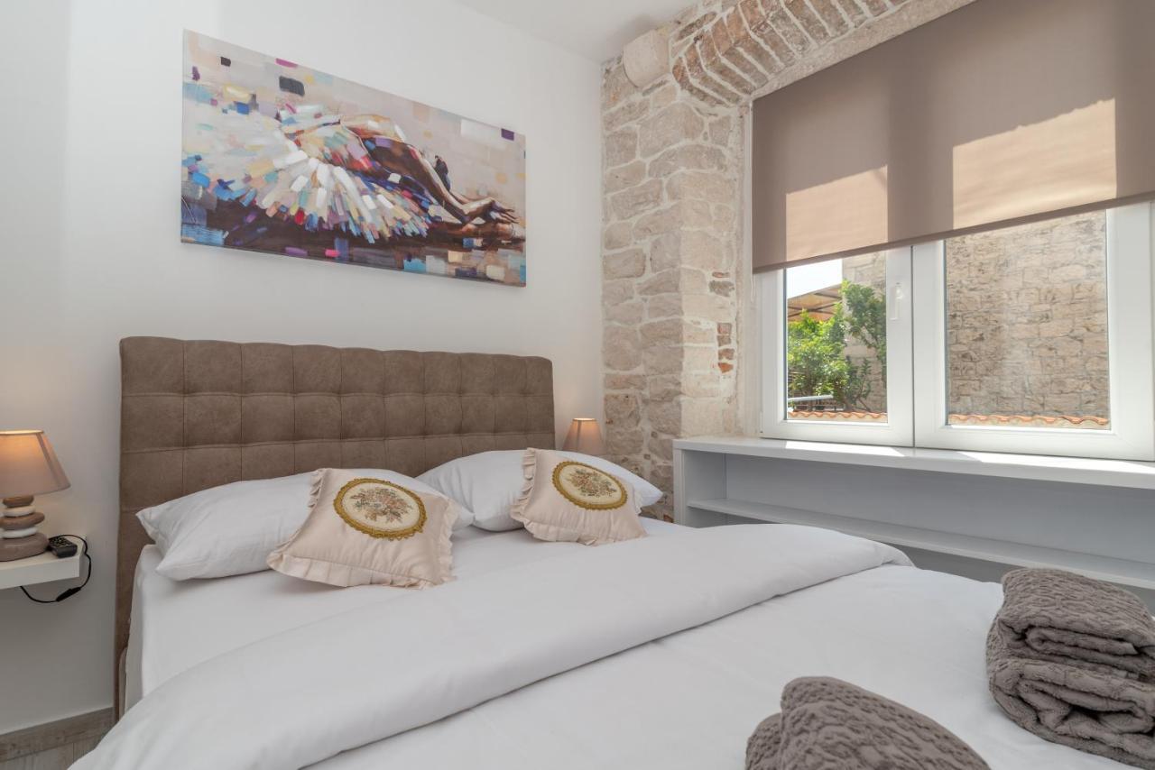 Studios Kadena Trogir Exterior foto